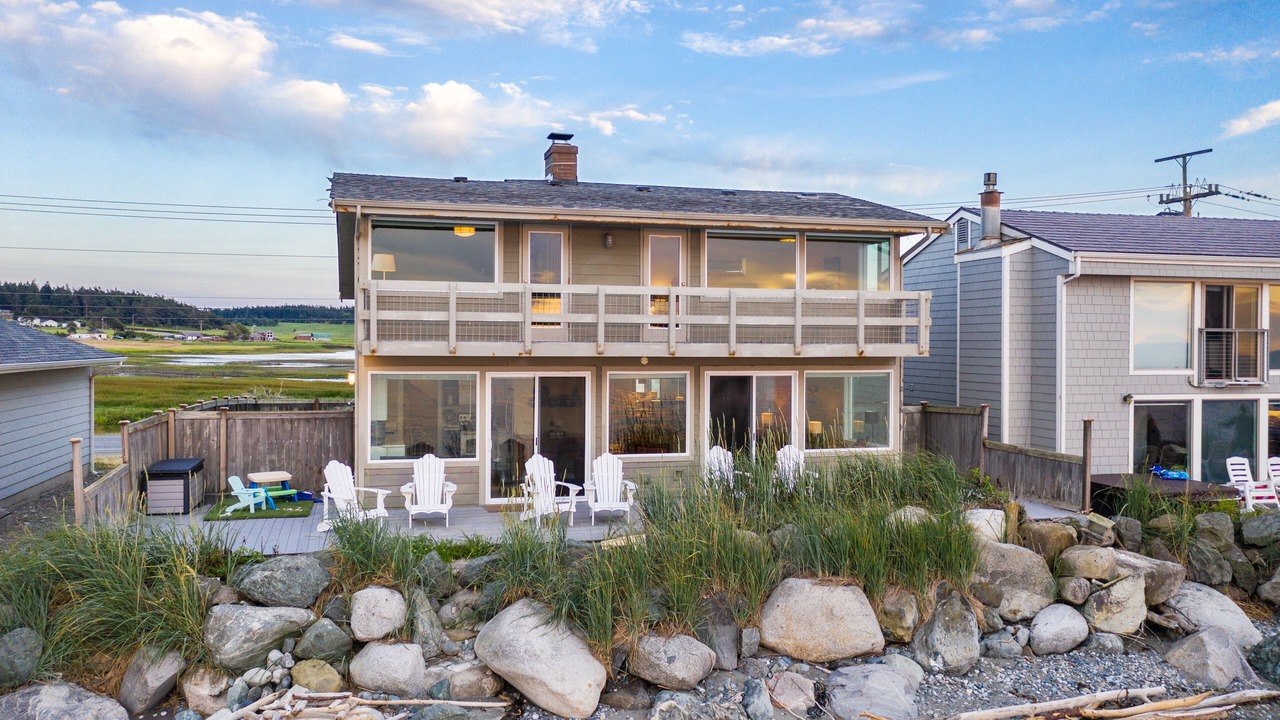 Photo of Patio Balcony in Oak Harbor
