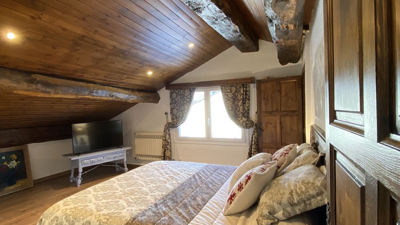Photo of Bedroom in Llivia