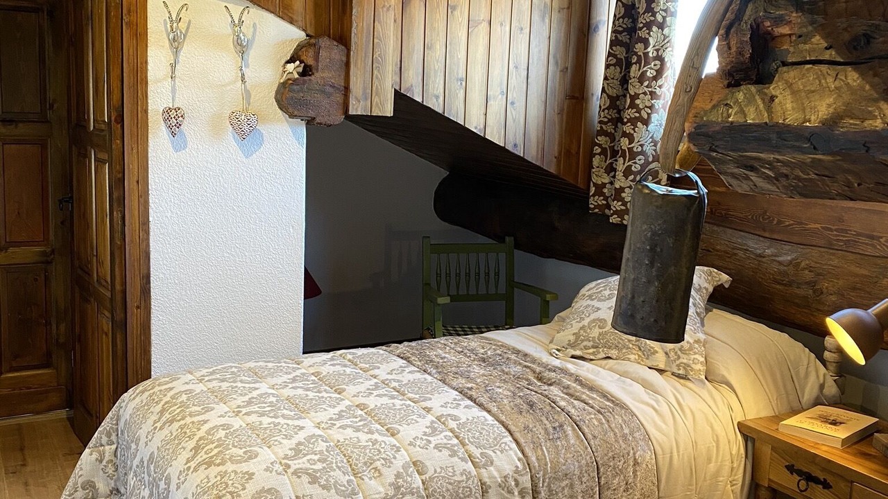 Photo of Bedroom in Llivia