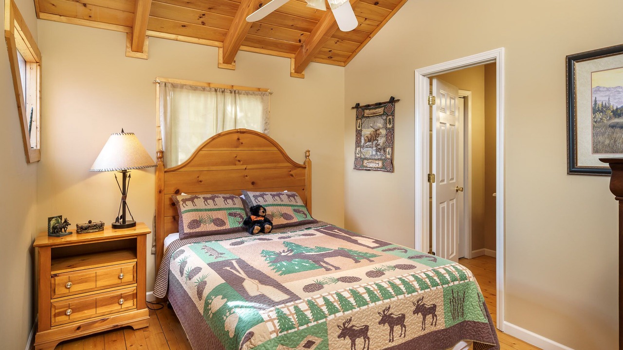 Photo of Bedroom in Thunder Mountain