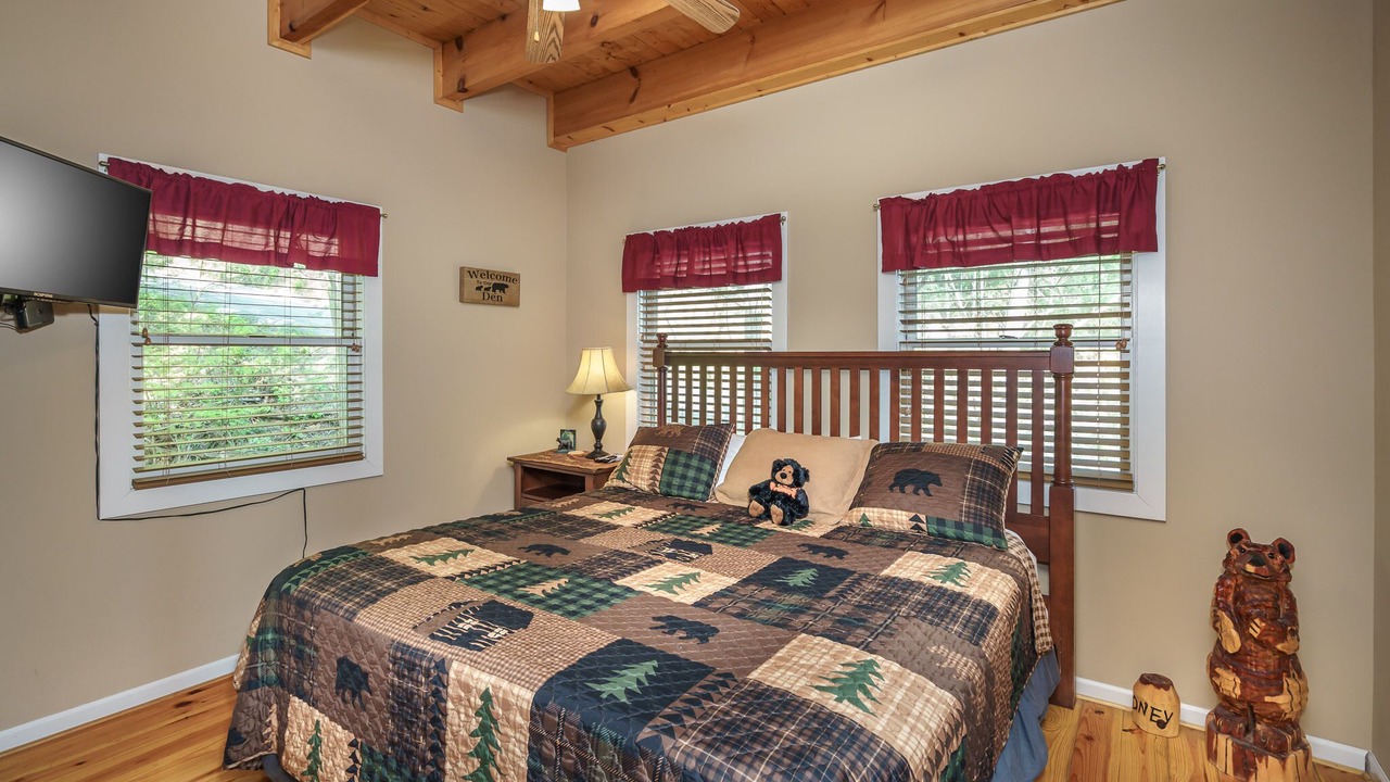 Photo of Bedroom in Thunder Mountain