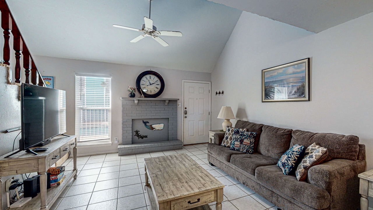 Photo of Livingroom in Corpus Christi