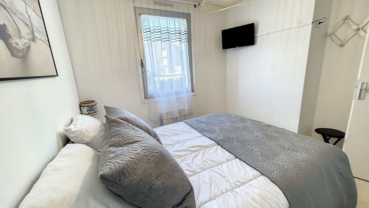Photo of Bedroom in Jullouville