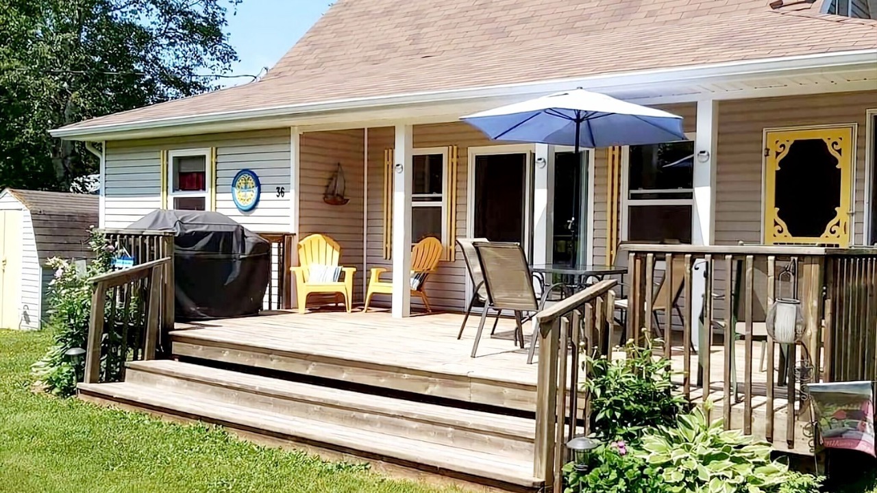 Photo of Patio Balcony in Canoe Cove