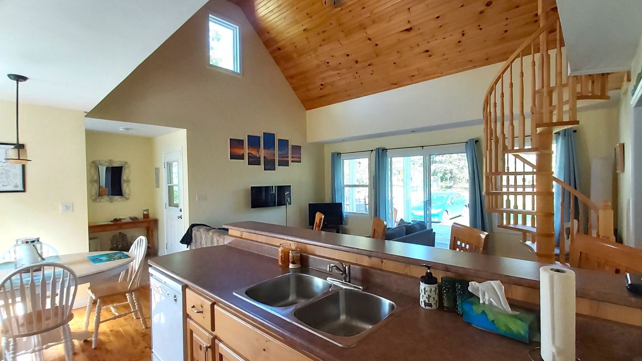 Photo of Others in Canoe Cove