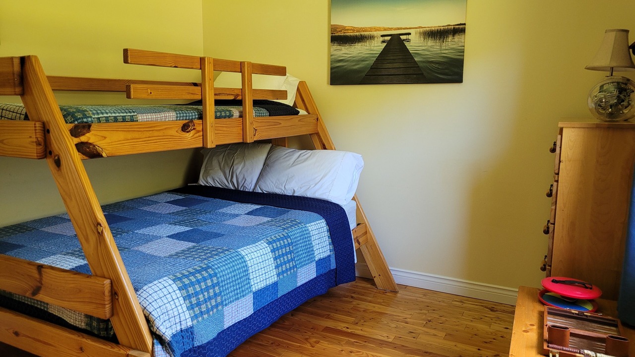Photo of Bedroom in Canoe Cove