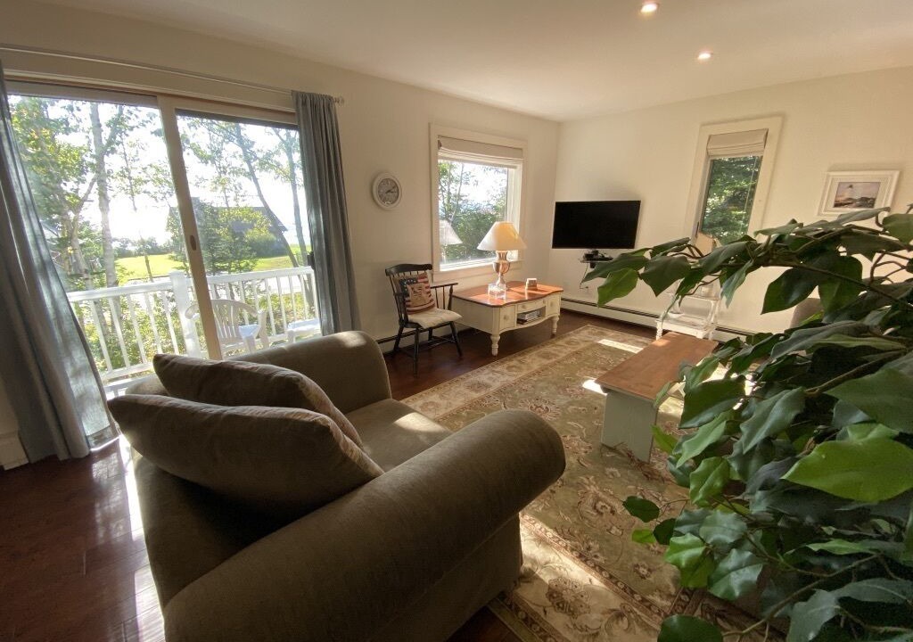 Photo of Livingroom in New Harbor