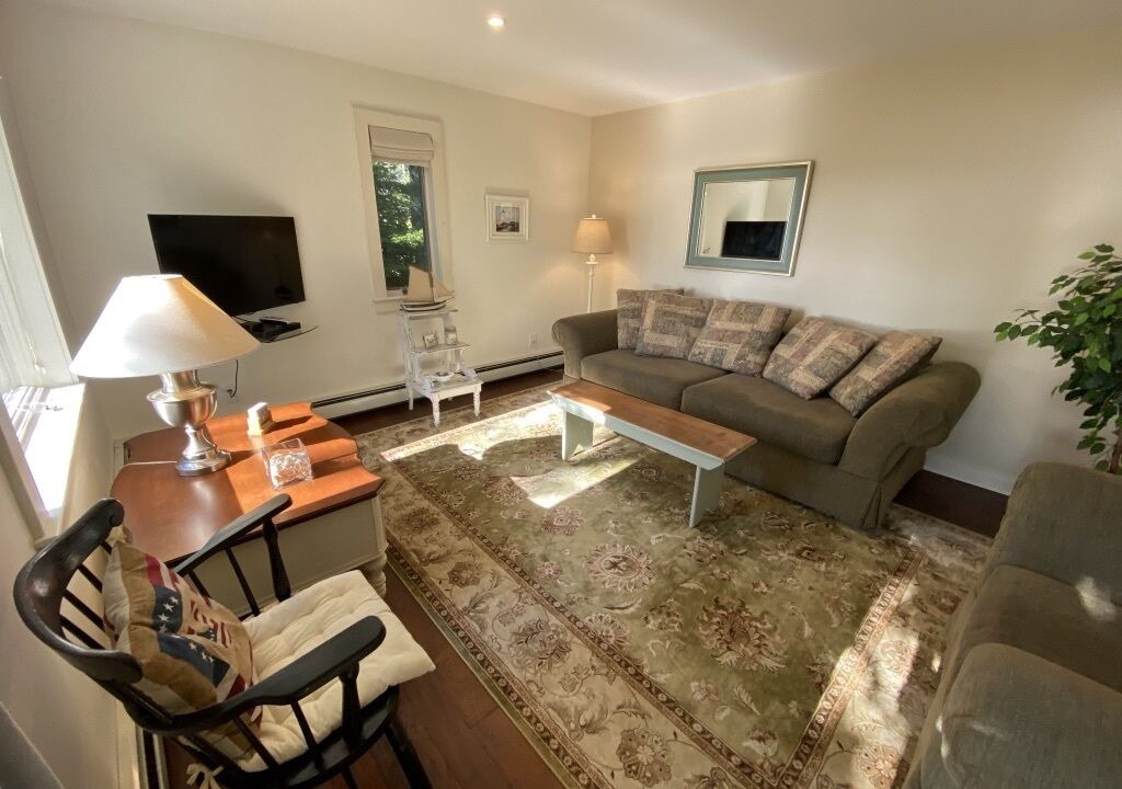 Photo of Livingroom in New Harbor