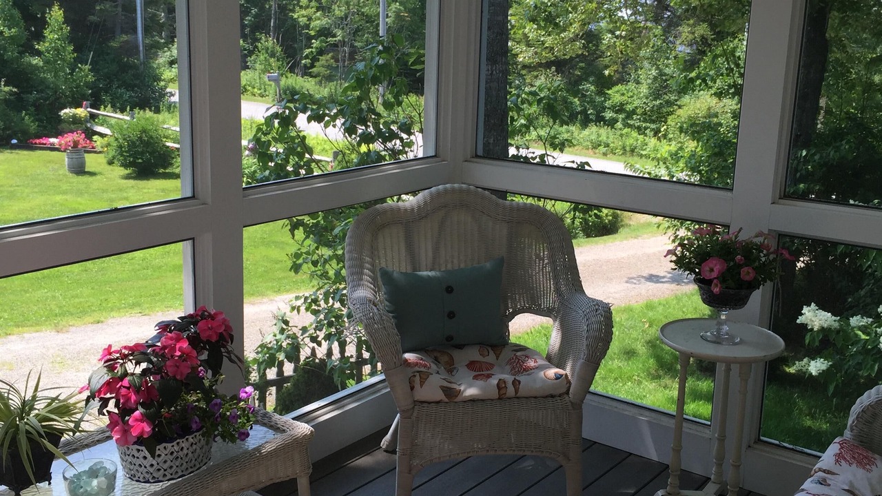 Photo of Patio Balcony in New Harbor
