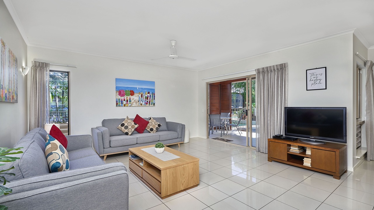 Photo of Livingroom in Palm Cove