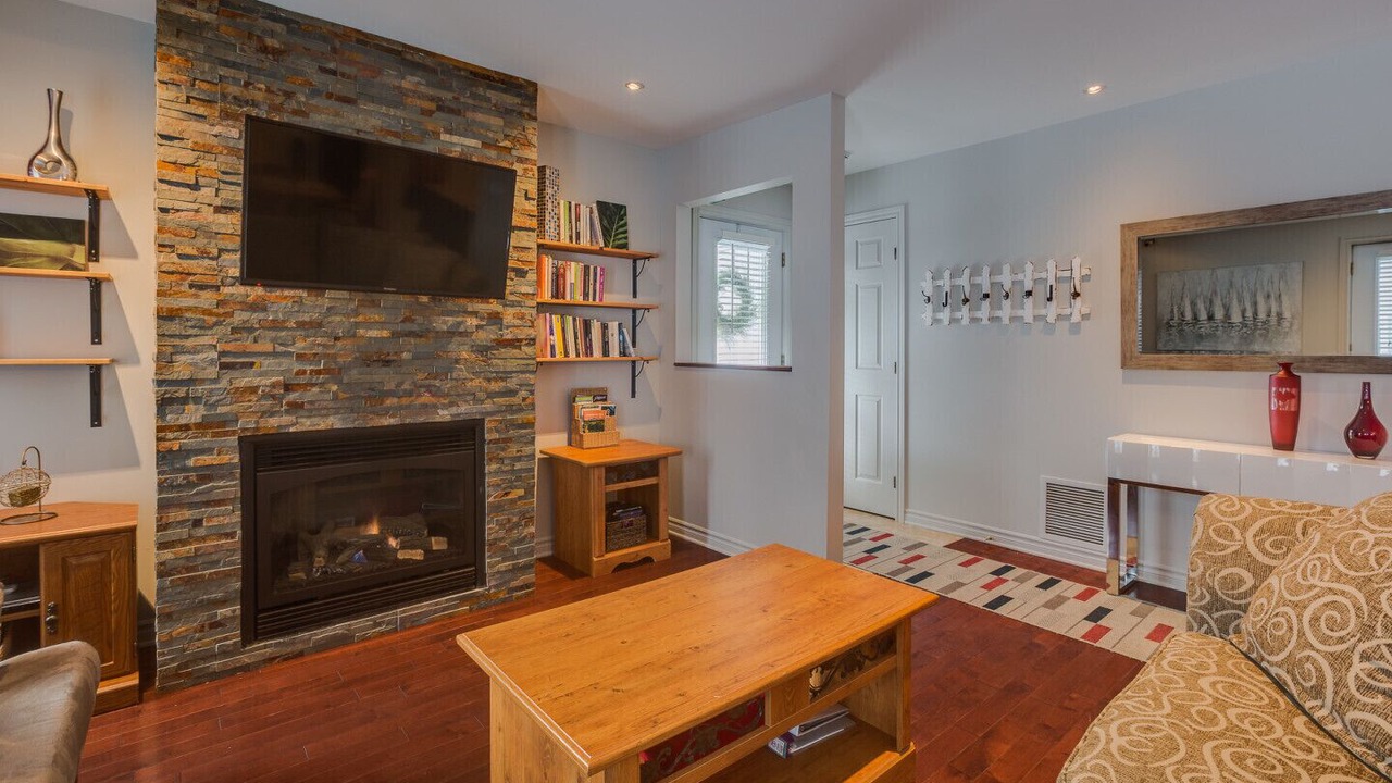 Photo of Livingroom in Magog