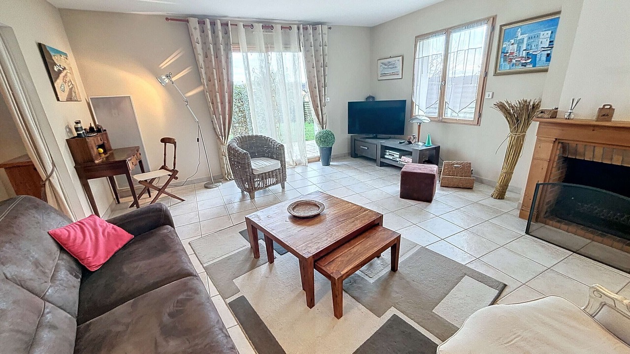 Photo of Livingroom in Saint-Pair-sur-Mer