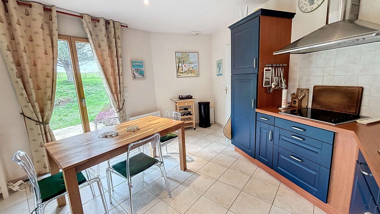 Photo of Kitchen in Saint-Pair-sur-Mer