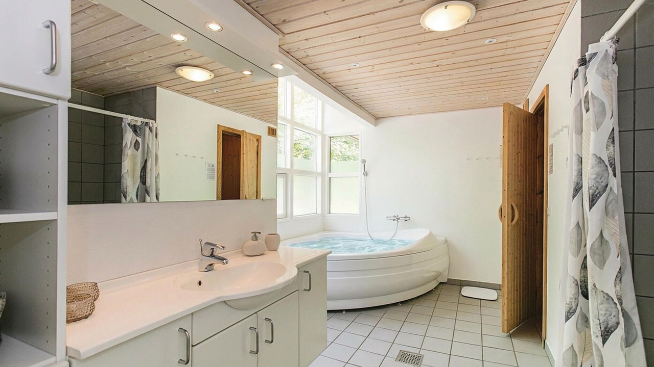 Photo of Bathroom in Hasle