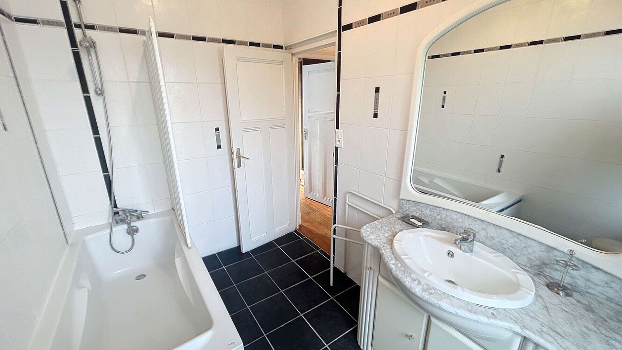 Photo of Bathroom in Jullouville-les-Pins