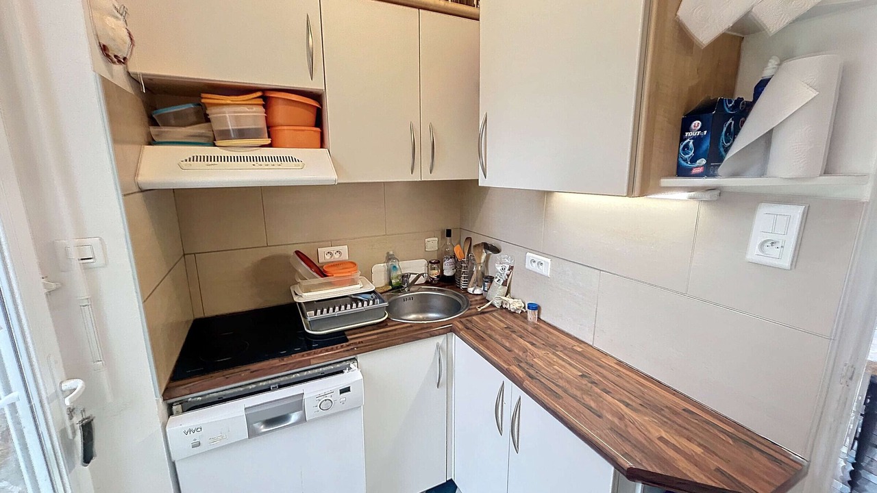 Photo of Kitchen in Jullouville-les-Pins