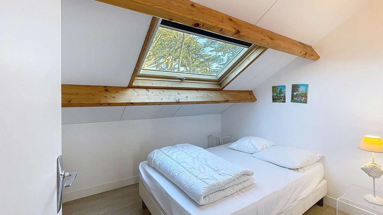 Photo of Bedroom in Saint-Pair-sur-Mer