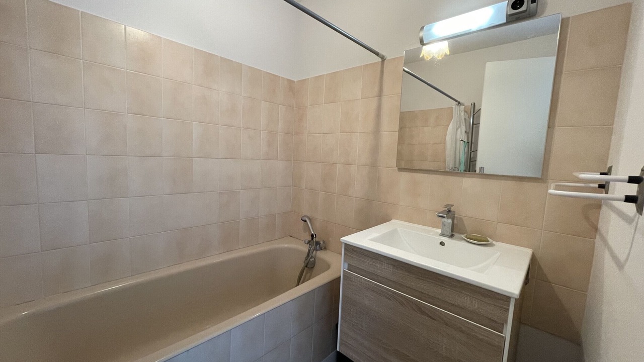 Photo of Bathroom in Jullouville