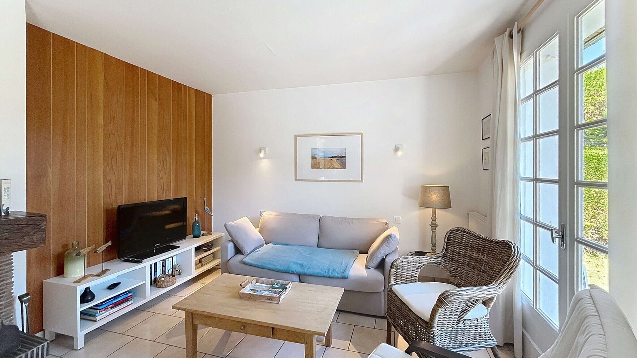 Photo of Livingroom in Saint-Pair-sur-Mer