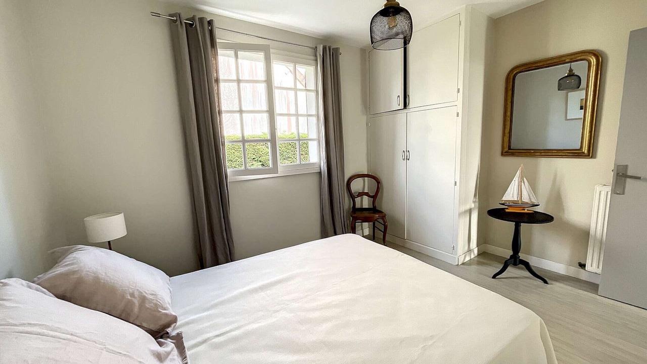 Photo of Bedroom in Saint-Pair-sur-Mer