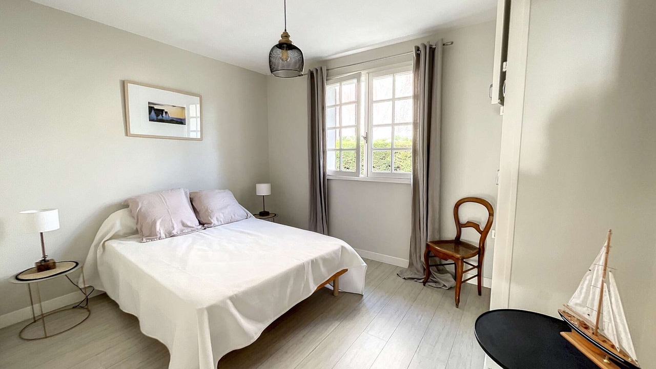 Photo of Bedroom in Saint-Pair-sur-Mer