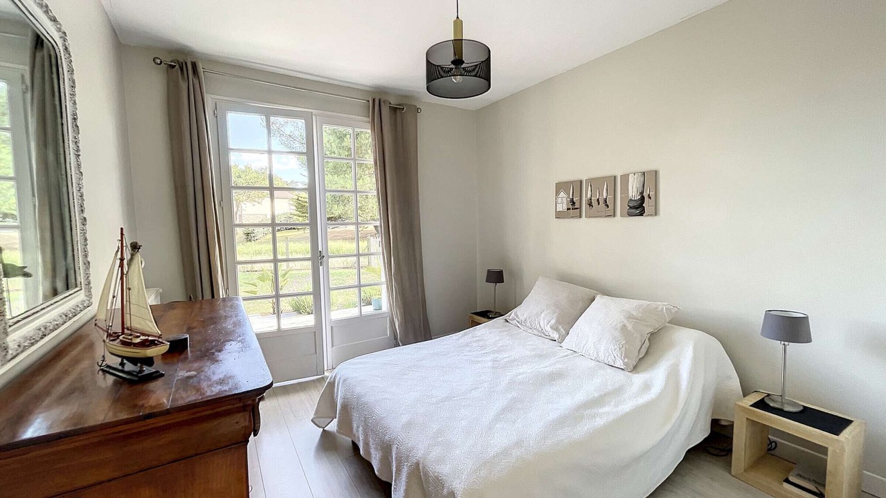 Photo of Bedroom in Saint-Pair-sur-Mer