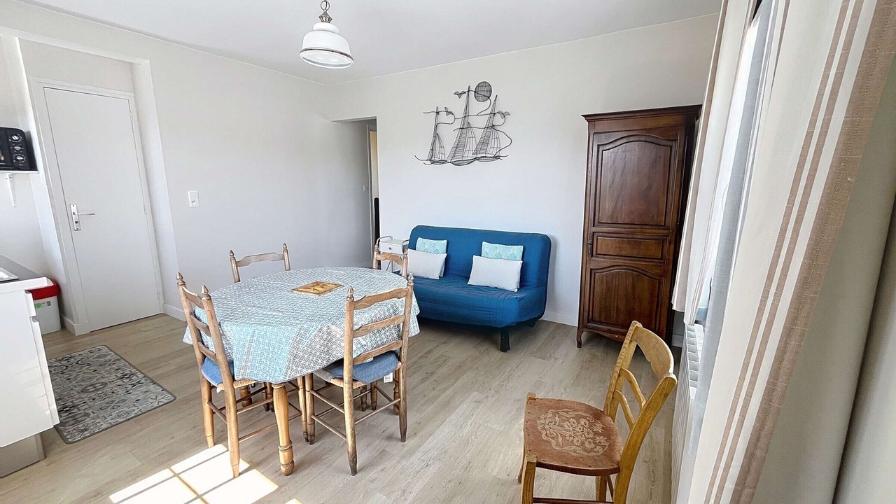 Photo of Livingroom in Jullouville-les-Pins