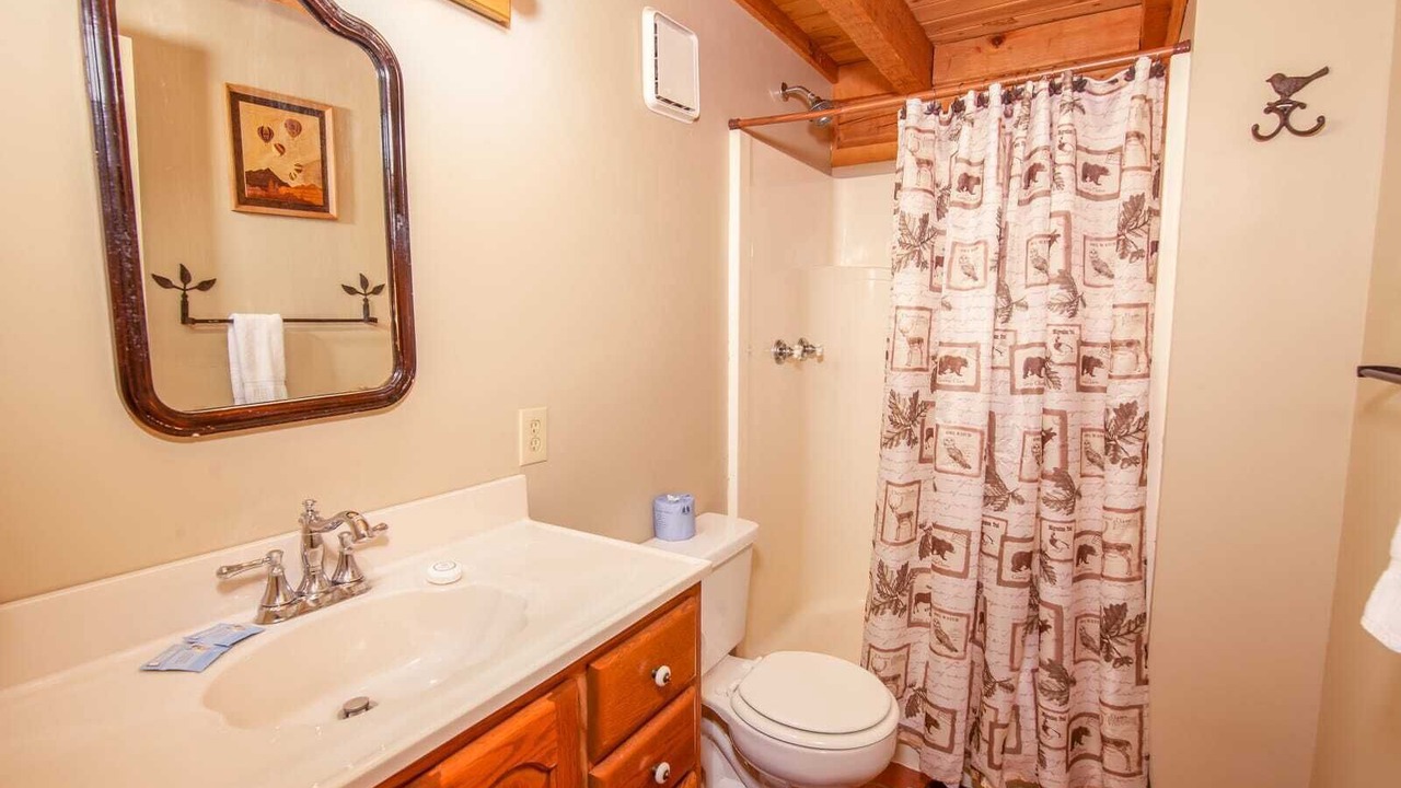 Photo of Bathroom in Foscoe