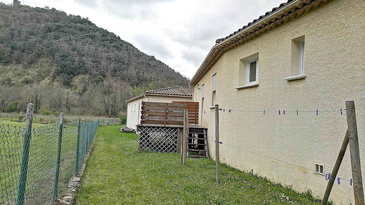 Photo of Outdoor in Besseges