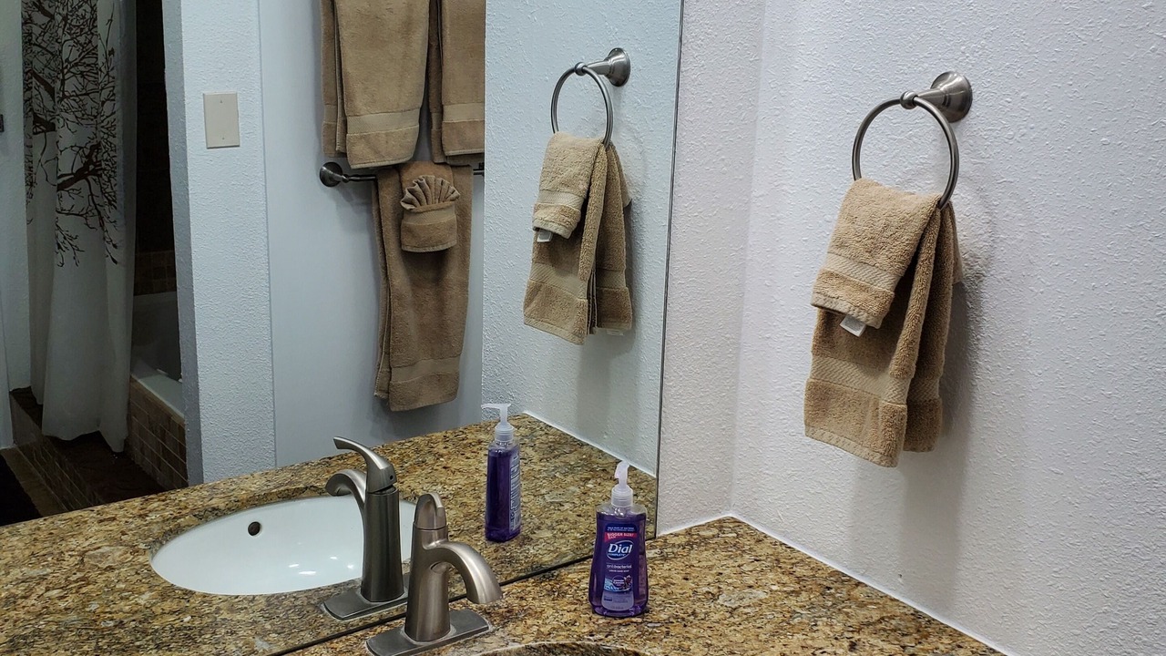 Photo of Bathroom in Seven Coves