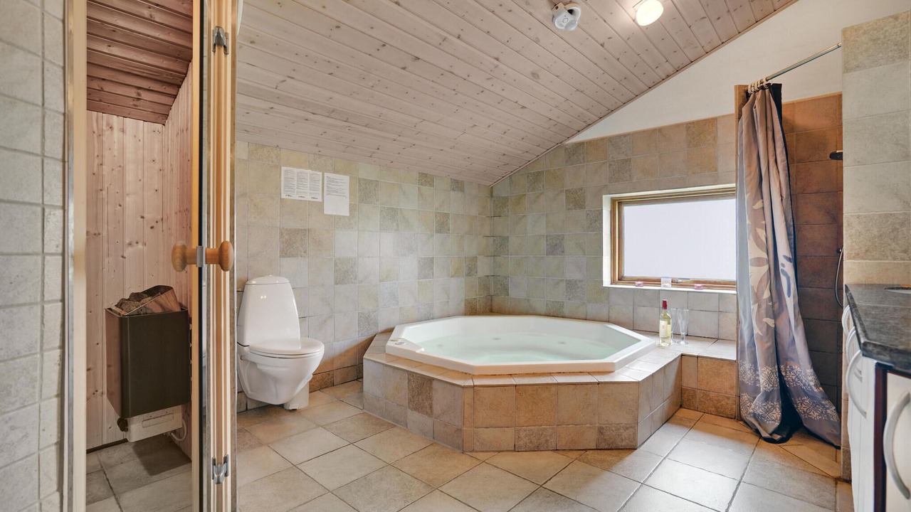 Photo of Bathroom in Ho