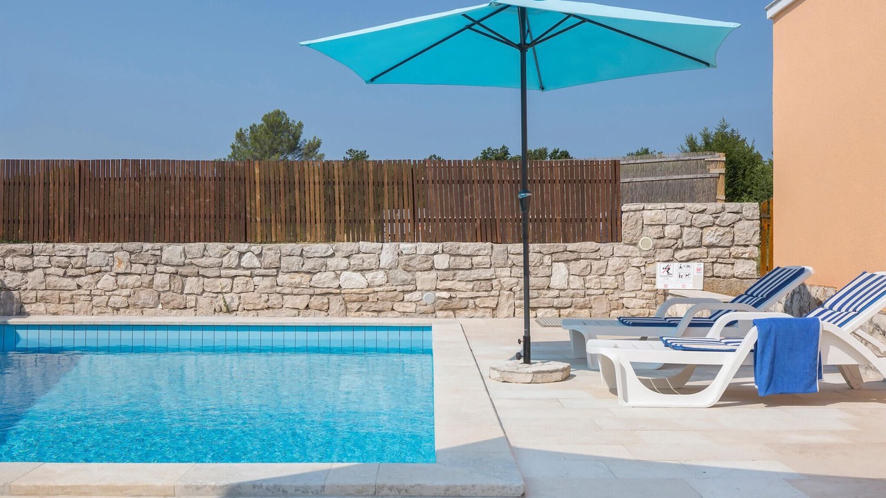Photo of Outdoor in Vinez