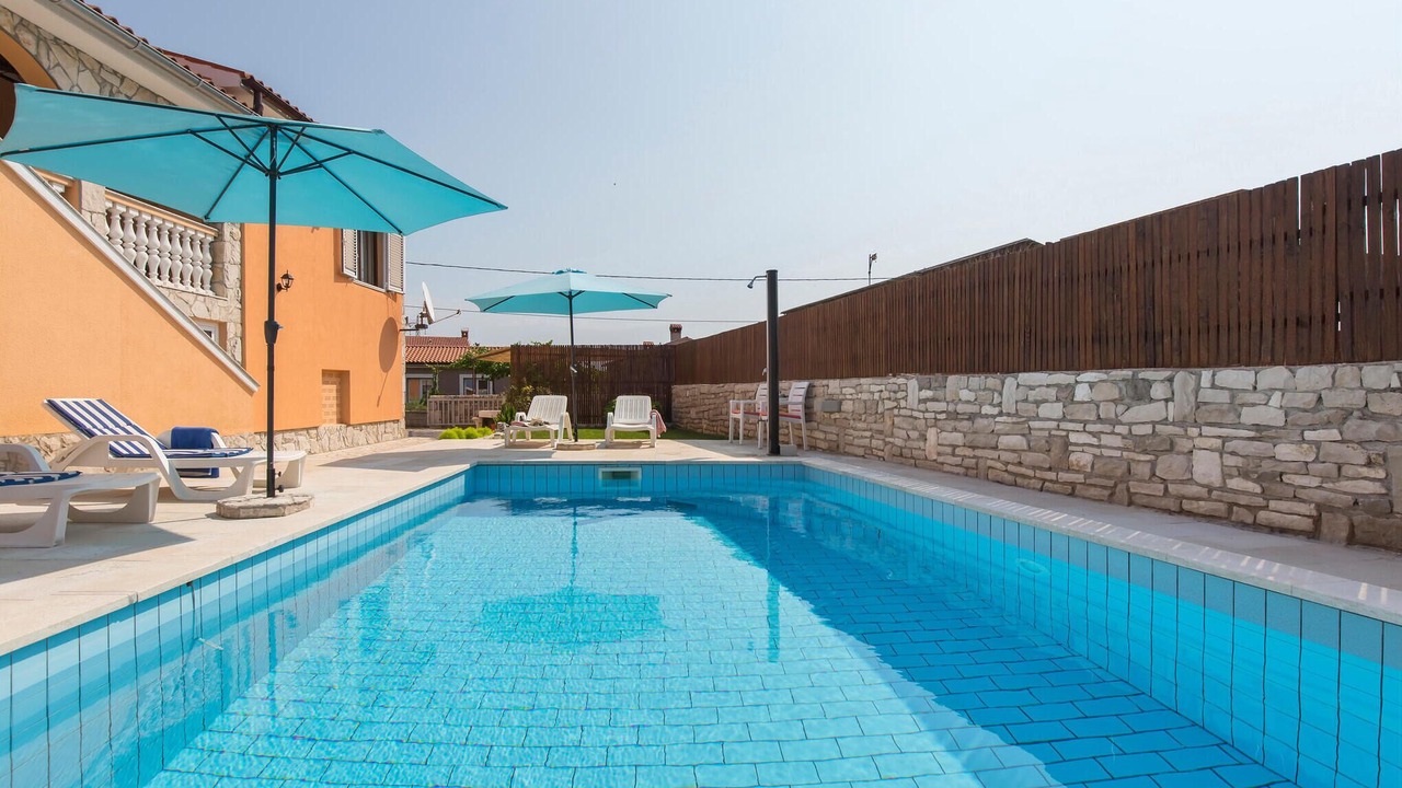 Photo of Outdoor in Vinez