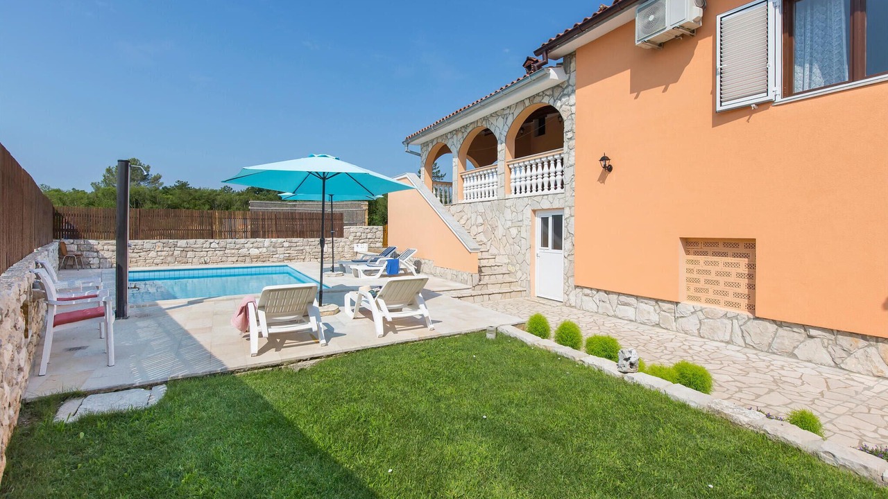 Photo of Outdoor in Vinez