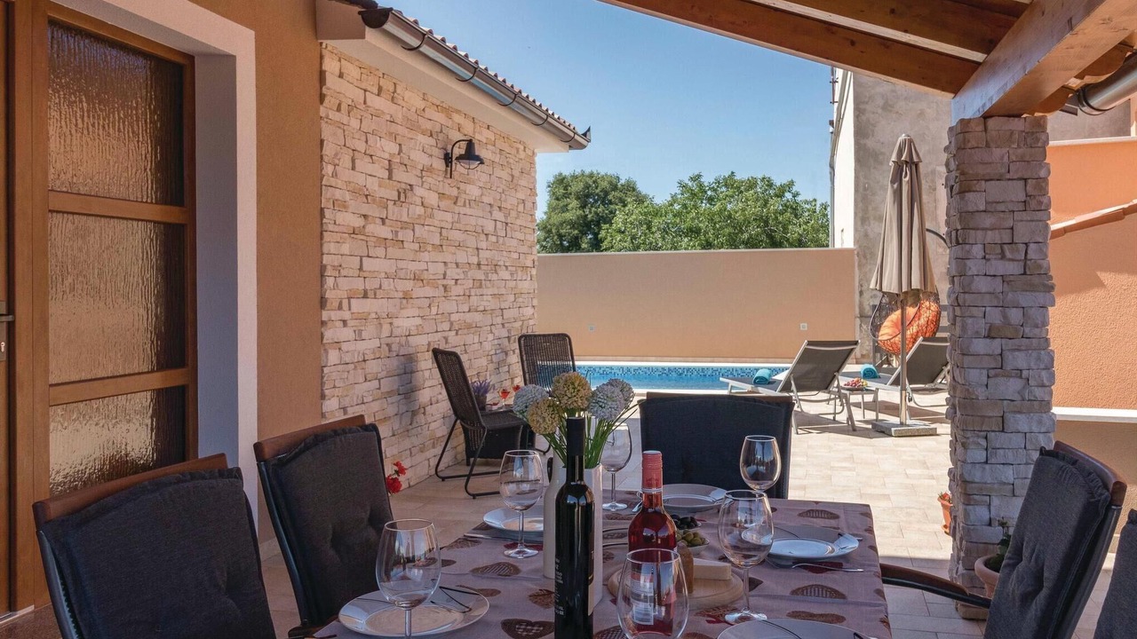Photo of Outdoor in Valtura