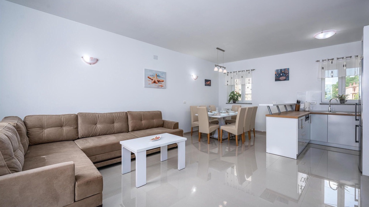 Photo of Bedroom in Plomin