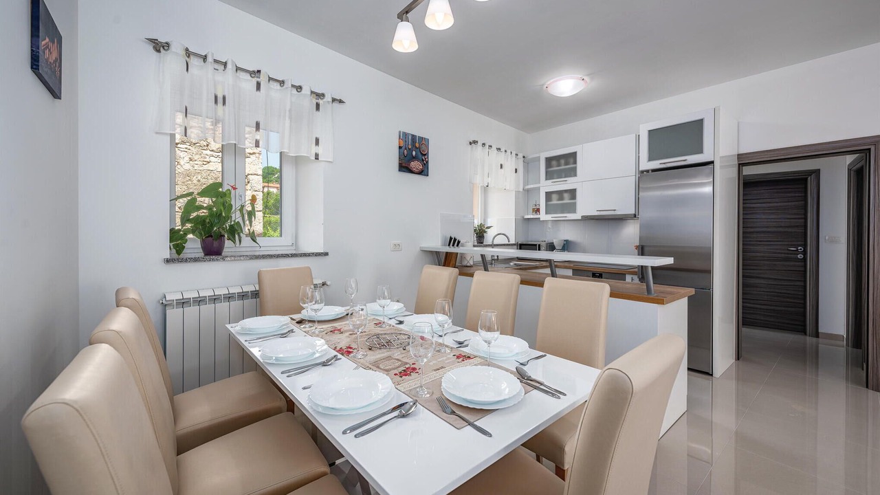 Photo of Bedroom in Plomin