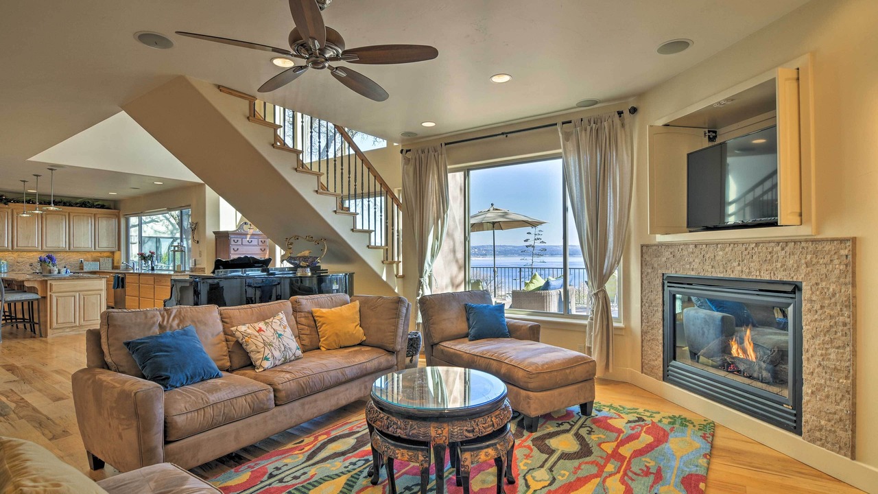 Photo of Livingroom in Granite Bay