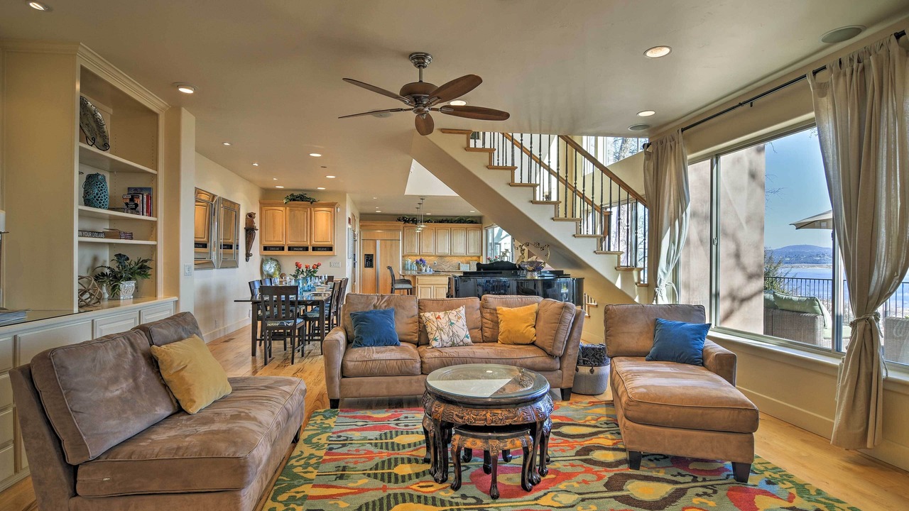 Photo of Livingroom in Granite Bay