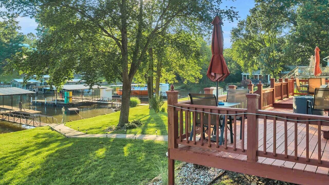 Photo of Others in Sunrise Beach