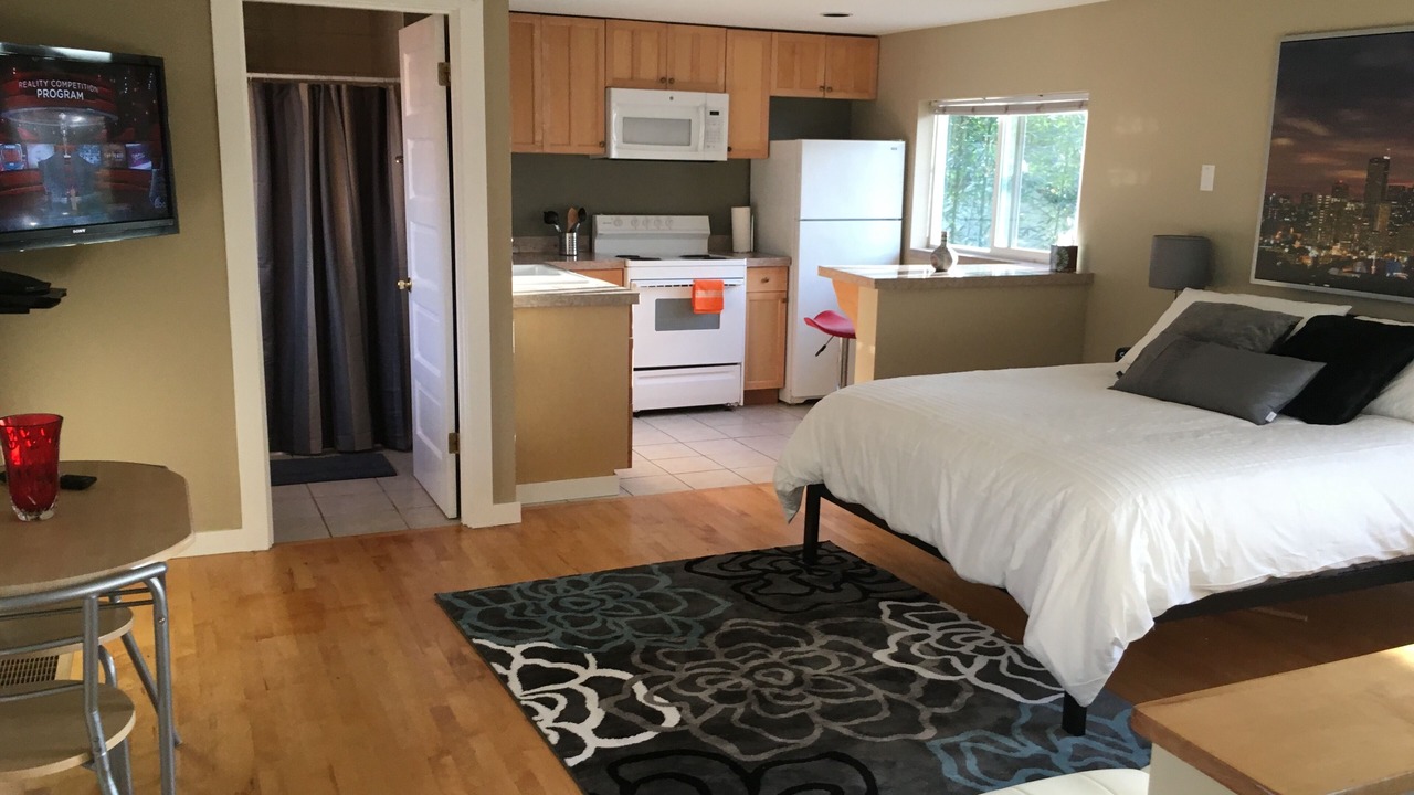 Photo of Bedroom in Queen Anne