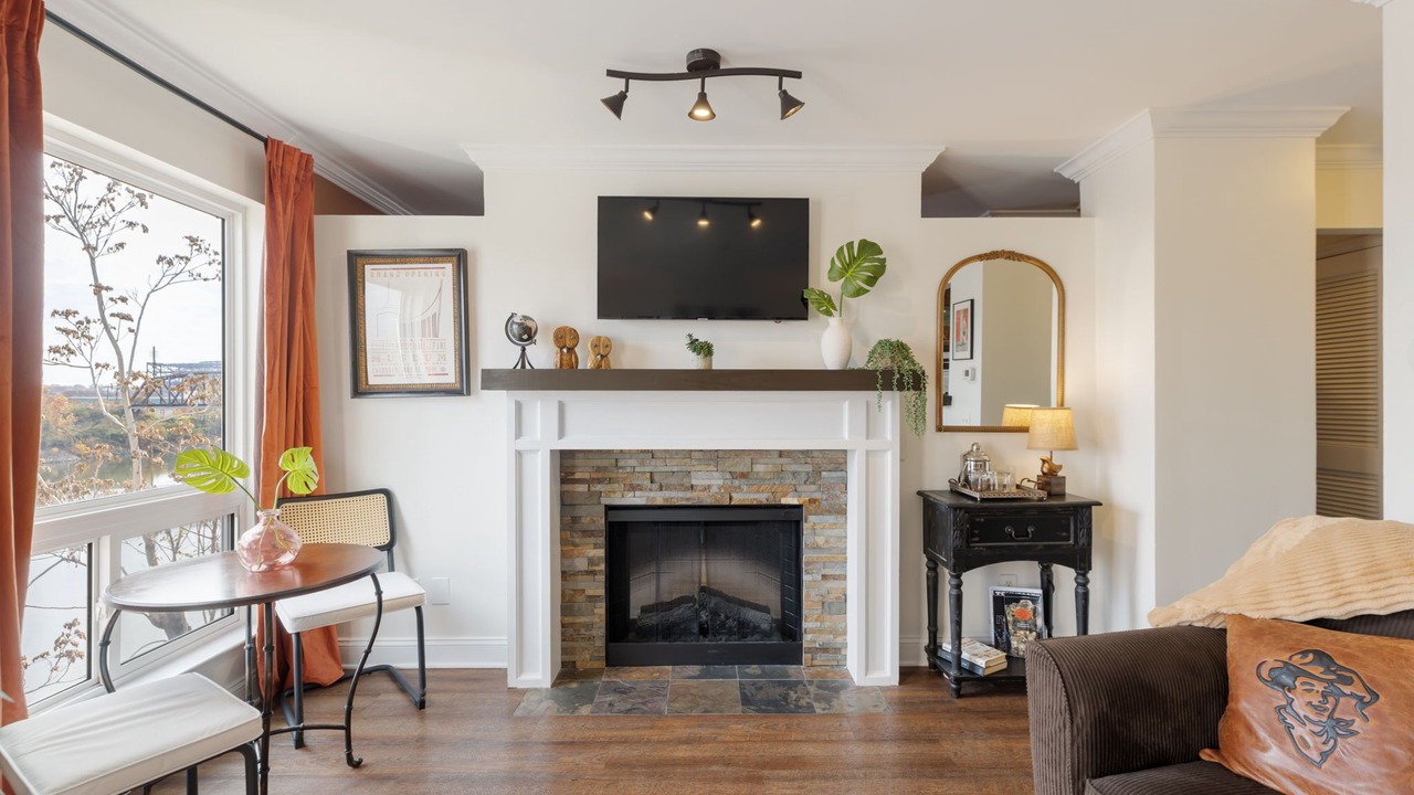 Photo of Bedroom in North Capitol