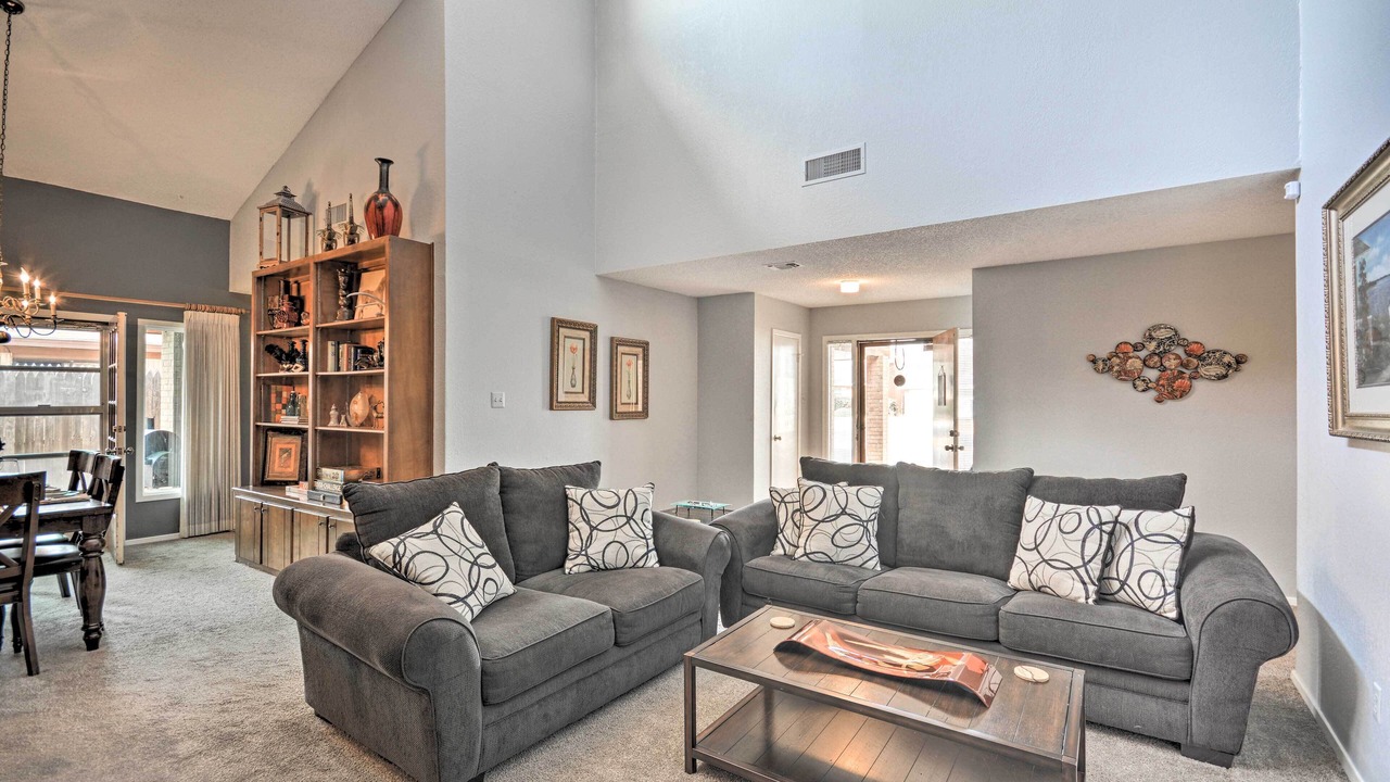 Photo of Livingroom in Heart of Lubbock