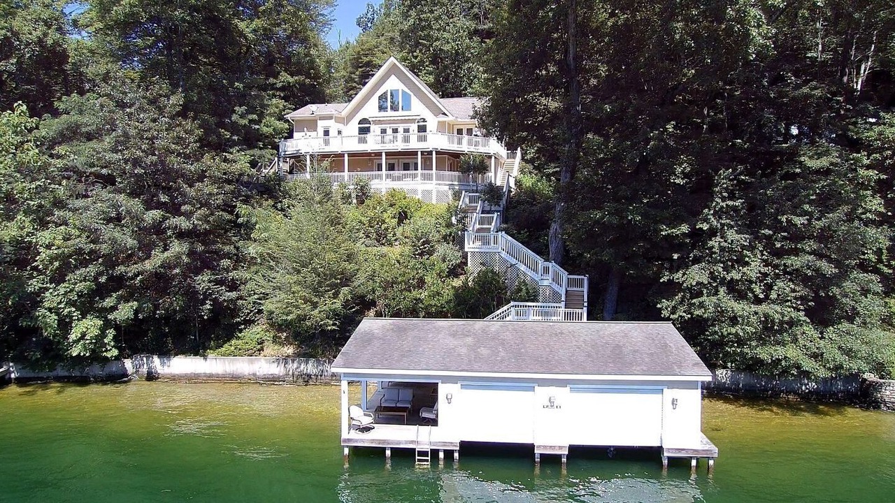 Photo of Outdoor in Lake Lure