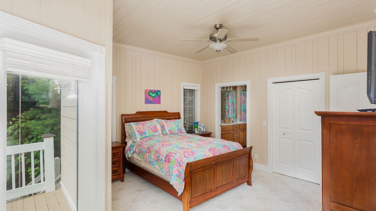 Photo of Bedroom in Lake Lure