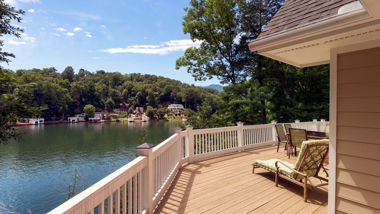 Photo of Outdoor in Lake Lure