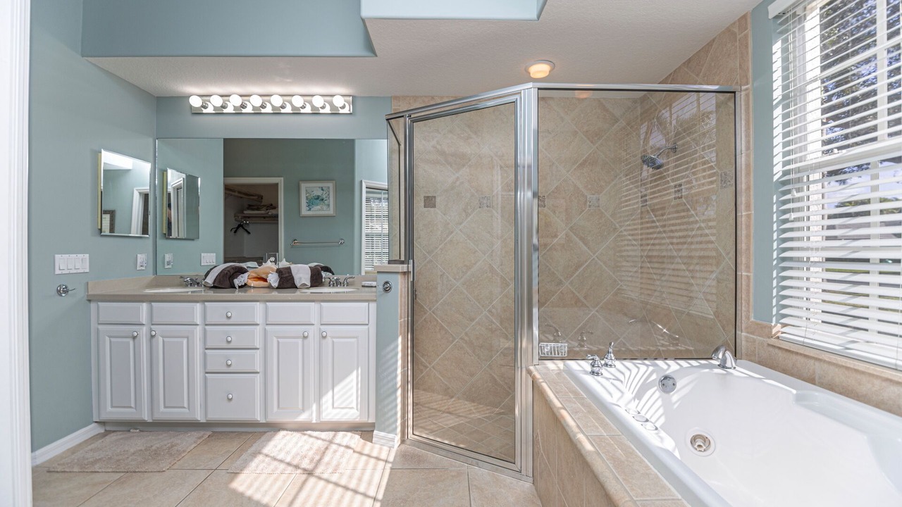 Photo of Bathroom in Central Naples
