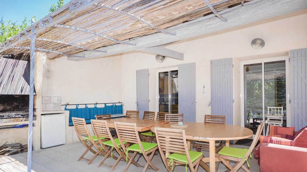 Photo of Others in Caderousse