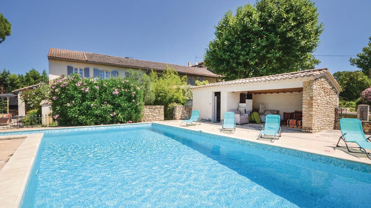 Photo of Others in Caderousse