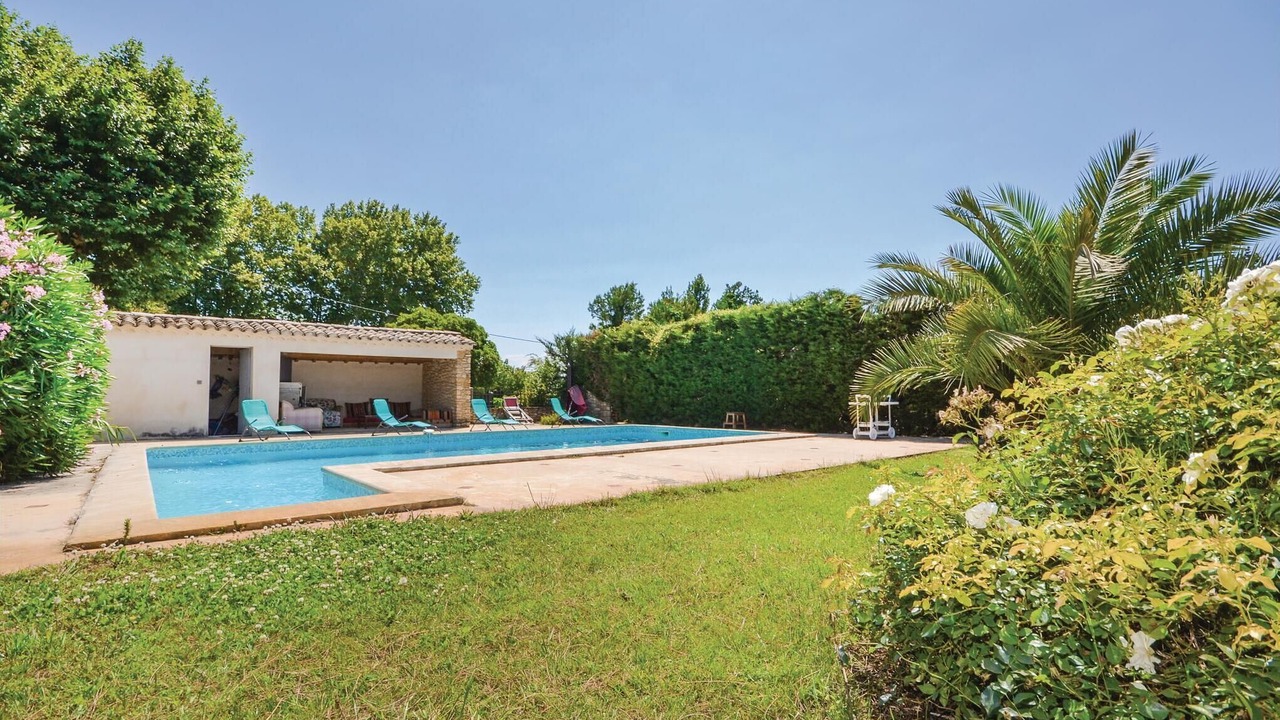 Photo of Others in Caderousse